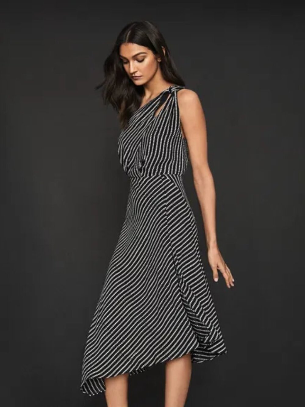 REISS Della Asymmetric Monochrome Print Crepe Dress Size 6 NWT
